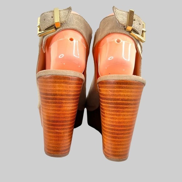 Kenneth Cole NY Suede Open Toe Sandals with Wedge Heels in Cream Women's 8.5 - Picture 8 of 12